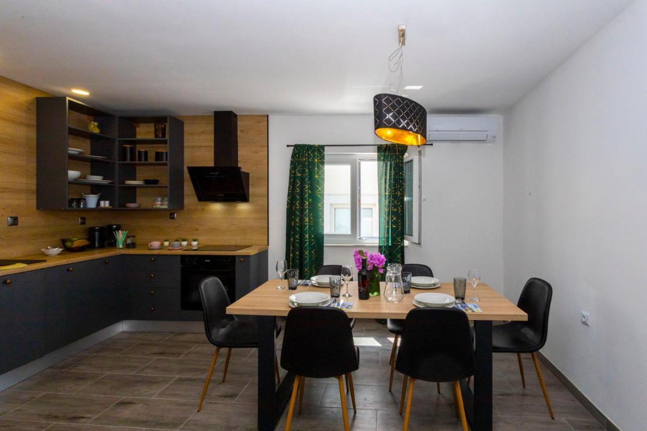 City Apartment Nora, Old Town Located, Free Parking Makarska Buitenkant foto