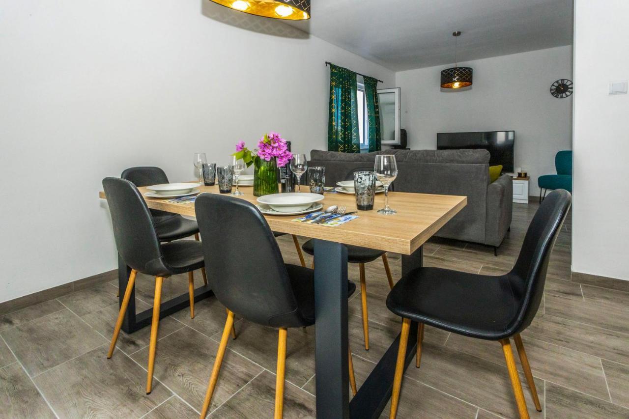 City Apartment Nora, Old Town Located, Free Parking Makarska Buitenkant foto