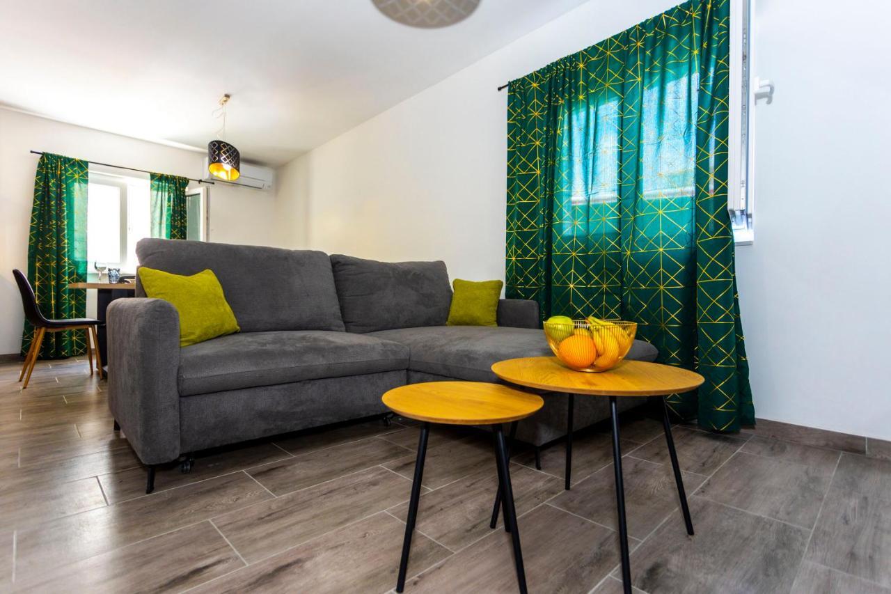 City Apartment Nora, Old Town Located, Free Parking Makarska Buitenkant foto