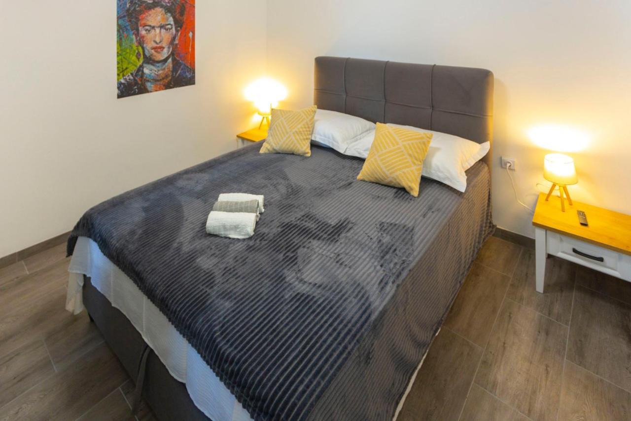 City Apartment Nora, Old Town Located, Free Parking Makarska Buitenkant foto