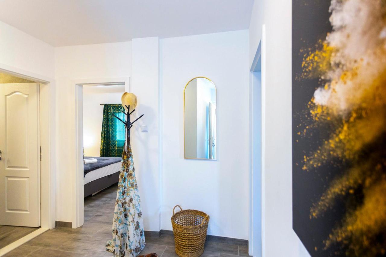 City Apartment Nora, Old Town Located, Free Parking Makarska Buitenkant foto