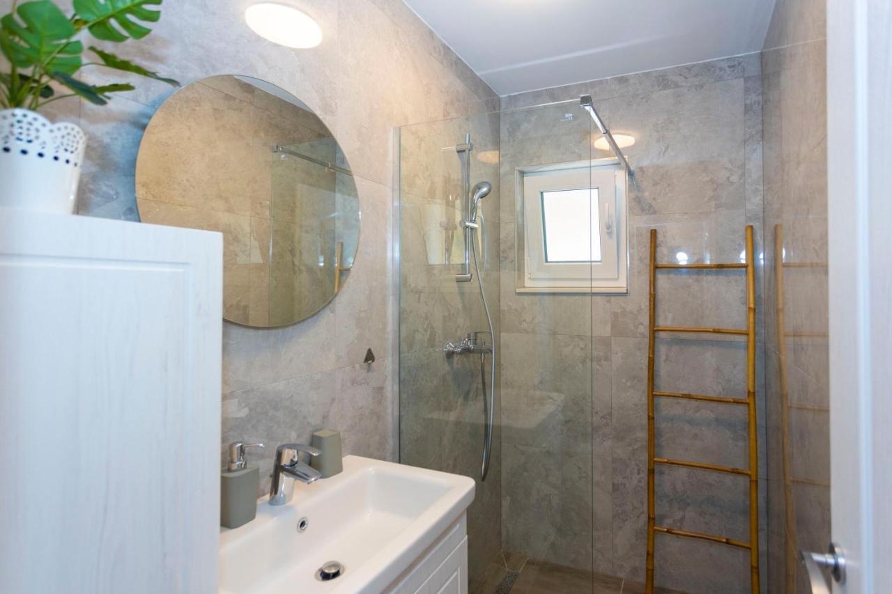 City Apartment Nora, Old Town Located, Free Parking Makarska Buitenkant foto